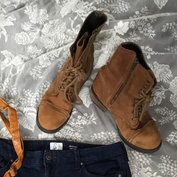 Steve Madden Shoes - Steve Madden Leather Boots